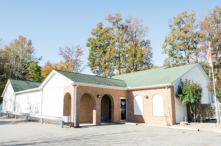 BigBats_Exterior_HOME.jpg BigBats_Exterior_HOME.jpg